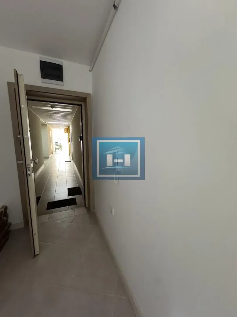 Prodaja, trosoban stan, 78m², Centar, Paraćin