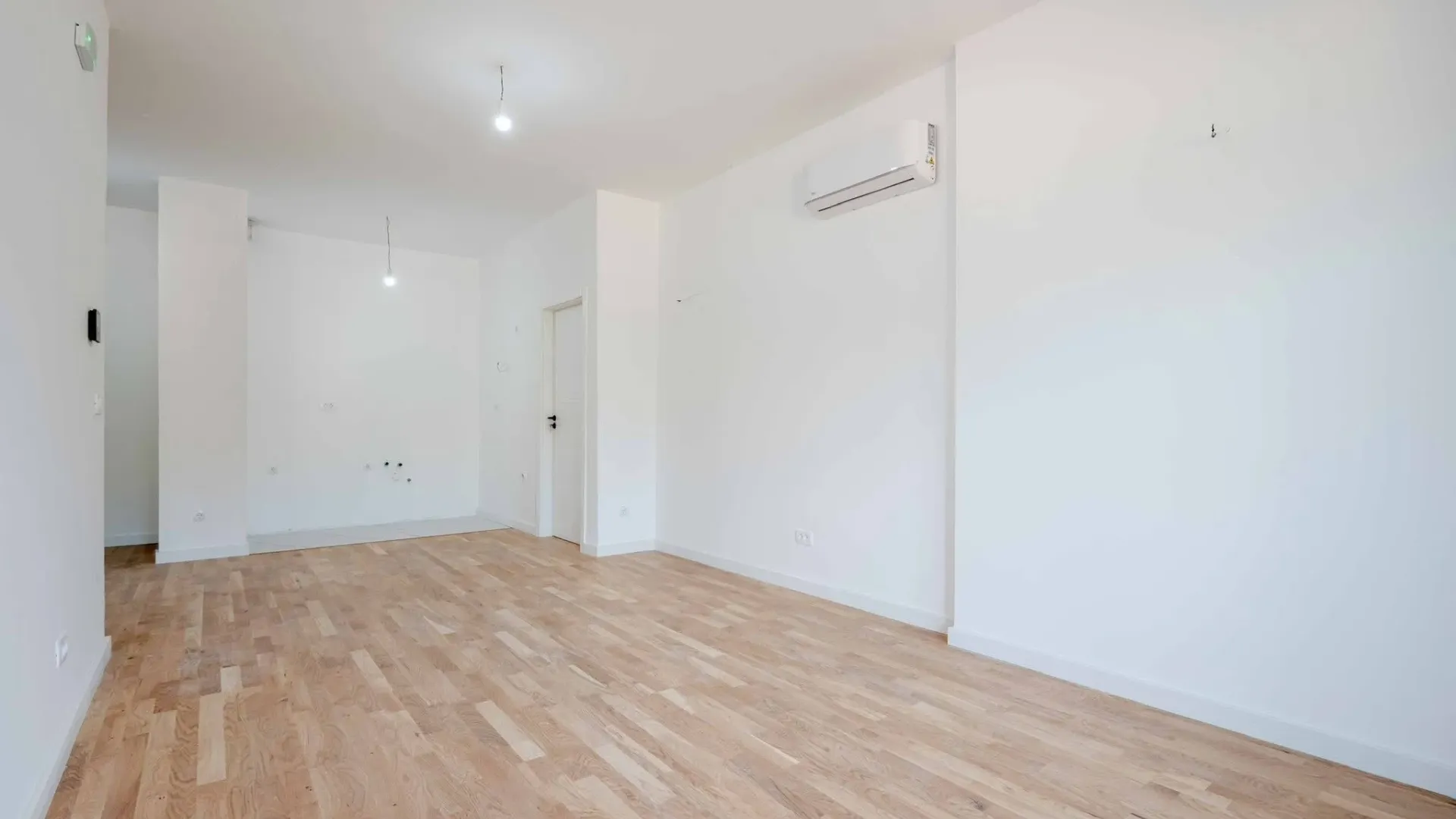 Sale, one bedroom apartment, 65m², Centar, Bar