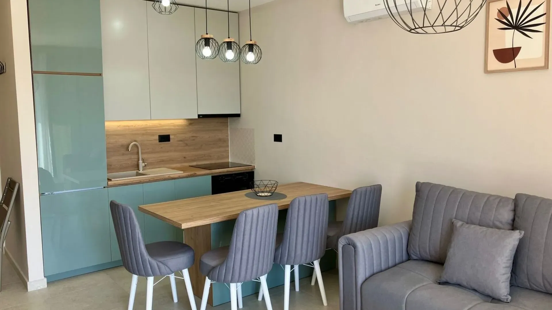 Rent, one bedroom apartment, 42m², Tripovići, Tivat