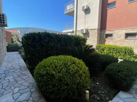 Prodaja, trosoban stan, 72m², Đenovići, Herceg Novi - image 17