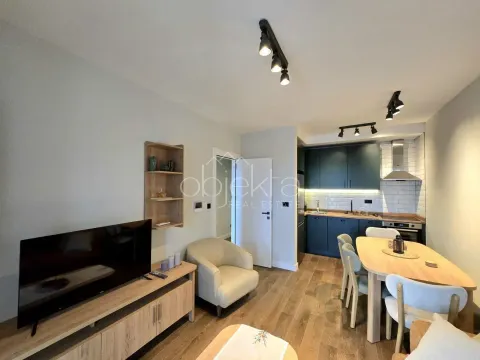 Izdavanje, stan, 45m², Tivat, Crna Gora - image 3