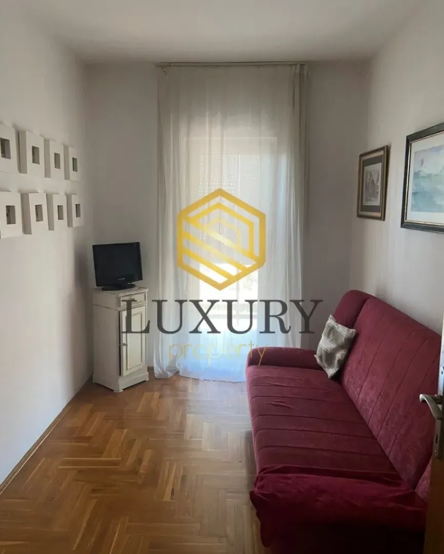 Rent, two bedroom apartment, 80m², Stari Aerodrom, Podgorica