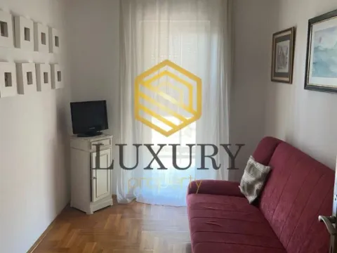 Izdavanje, dvosoban stan, 80m², Stari Aerodrom, Podgorica - image 10