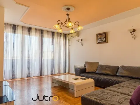 Prodaja, dvosoban stan, 77m², Podgorica, Crna Gora - image 2