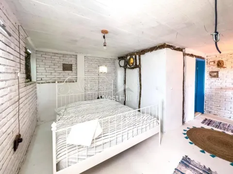 Prodaja, kuća, 250m², Dobre Vode, Bar - image 14