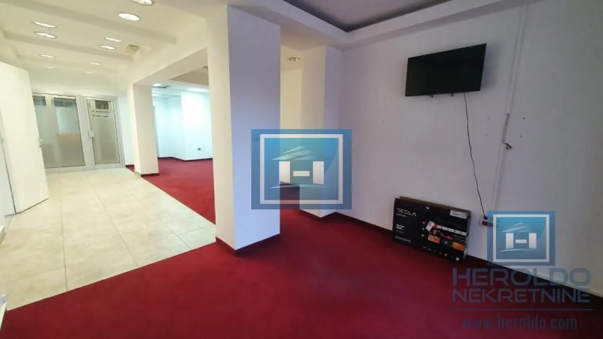 Rent, office space, 171m², Centar, Jagodina