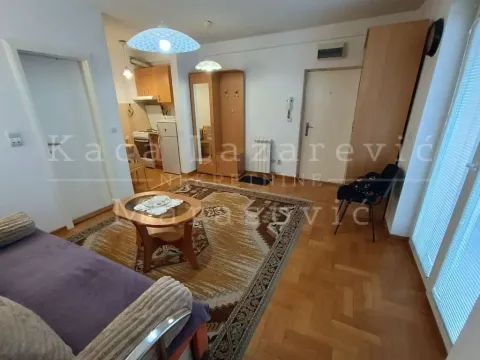Izdavanje, jednosoban stan, 33m², Crveni Krst, Beograd - image 3