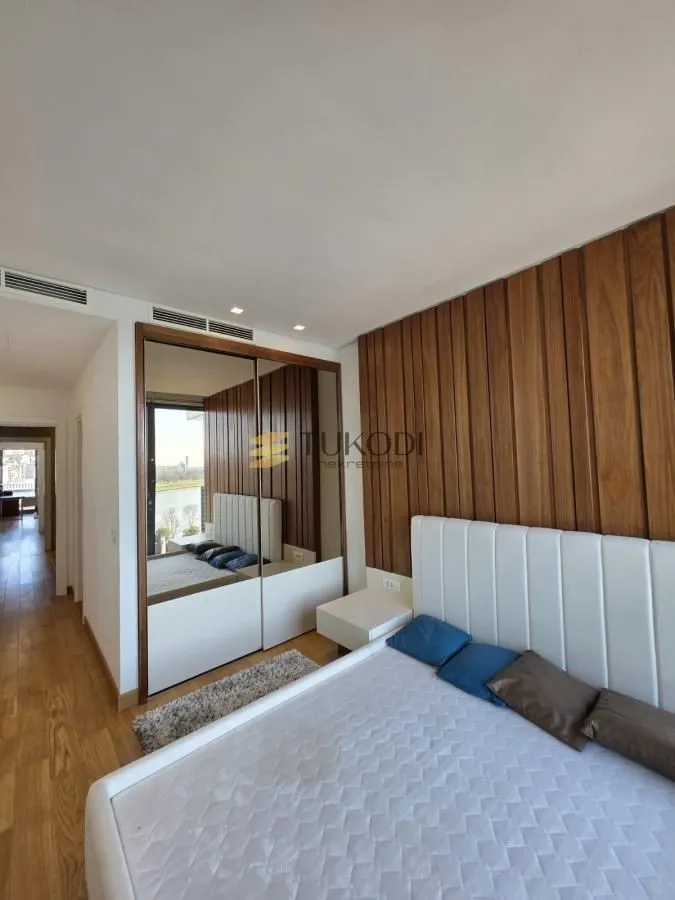 Sale, four bedroom apartment, 138m², Savski Venac, Beograd
