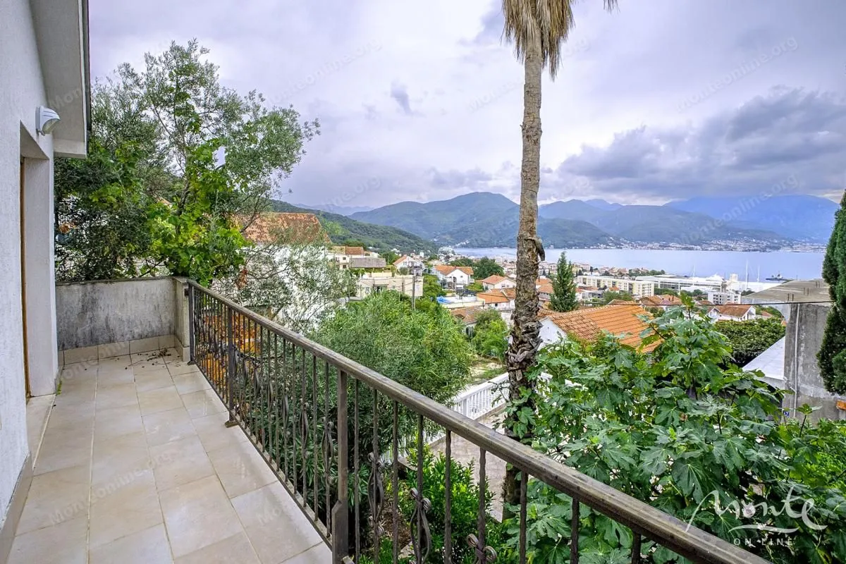 Prodaja, kuća, 162m², Bijela, Herceg Novi