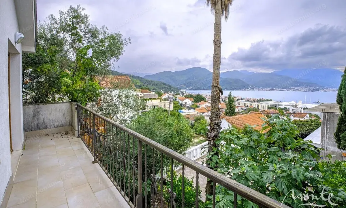 Prodaja, kuća, 162m², Bijela, Herceg Novi