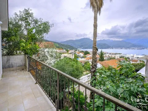 Prodaja, kuća, 162m², Bijela, Herceg Novi - image 1