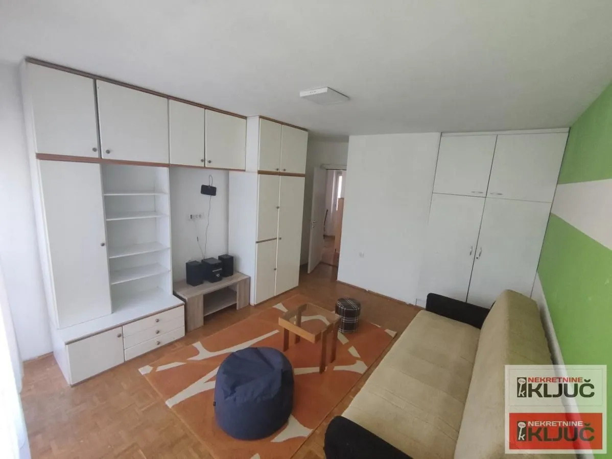 Prodaja, dvosoban stan, 63m², Bulevar Oslobodjenja, Novi Sad Sve Podlokacije