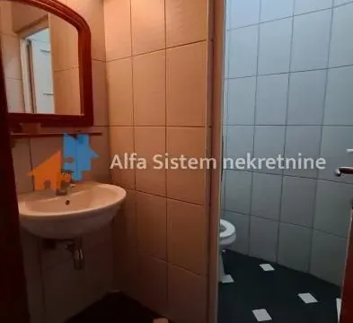 Izdavanje, poslovni prostor, 106m², Stari Grad, Beograd - image 17