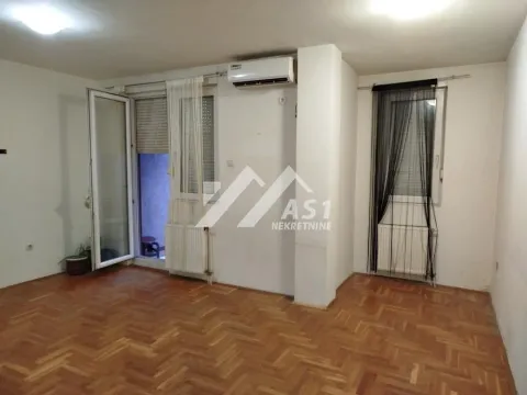Rent, two bedroom apartment, 55m², Bulevar Evrope, Novi Sad Sve Podlokacije - image 2