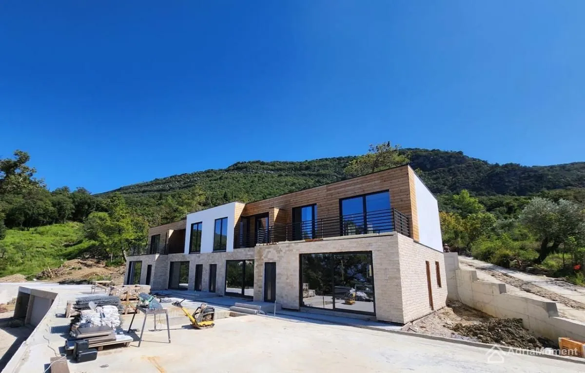 Sale, house, 126m², Tivat, Crna Gora