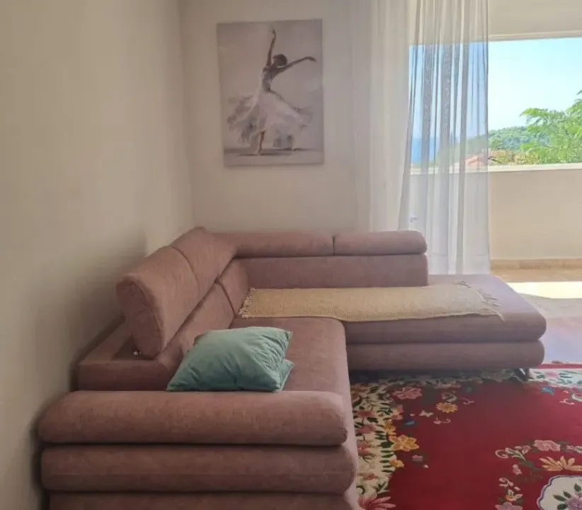 Sale, two bedroom apartment, 75m², Petrovac, Budva