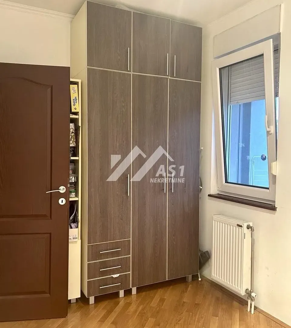 Izdavanje, dvosoban stan, 55m², Grbavica, Novi Sad Sve Podlokacije