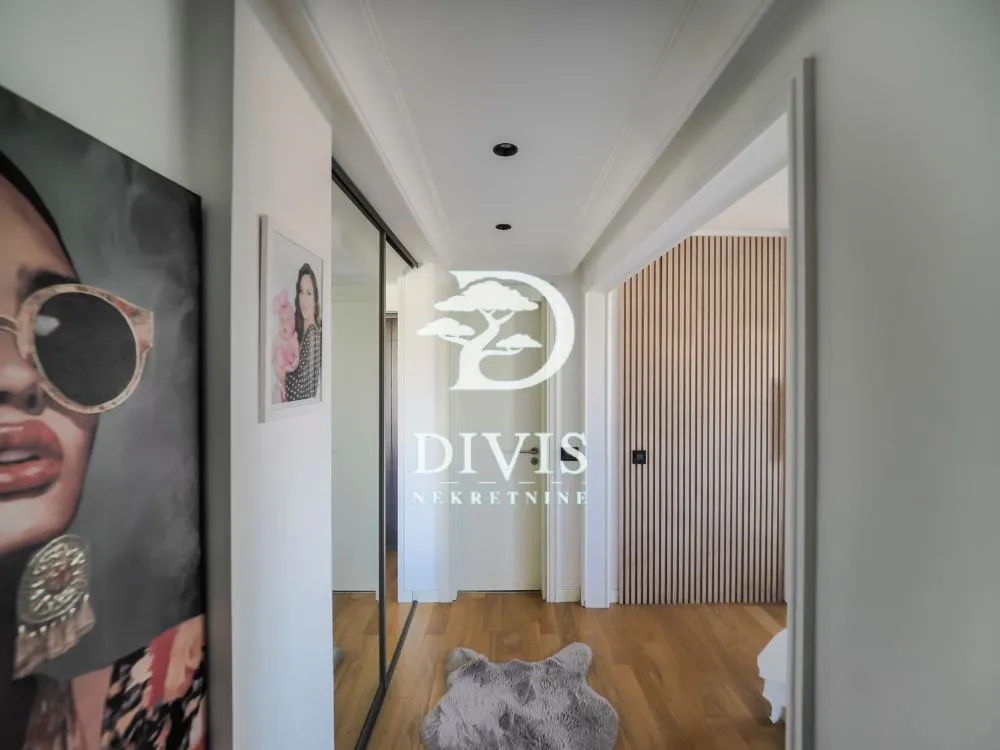 Prodaja, trosoban stan, 82m², Voždovac, Voždovac Sve Podlokacije