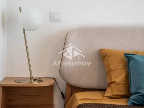 Izdavanje, trosoban stan, 100m², Vračar Sve Podlokacije, Beograd - image 20