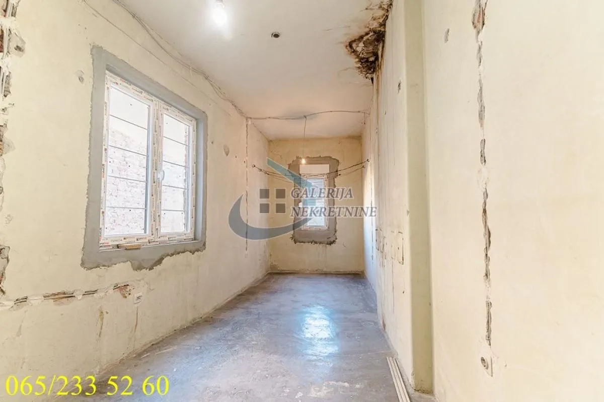 Prodaja, trosoban stan, 77m², Stari Grad, Beograd