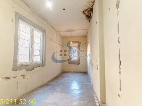 Prodaja, trosoban stan, 77m², Stari Grad, Beograd - image 12