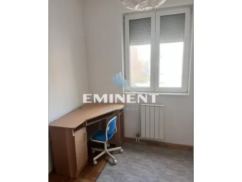 Izdavanje, trosoban stan, 75m², Zemun Meandri, Zemun Sve Podlokacije - image 9