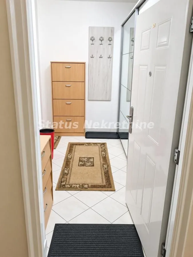 Prodaja, jednosoban stan, 42m², Nova Detelinara, Novi Sad Sve Podlokacije