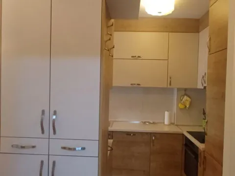 Prodaja, jednosoban stan, 40m², Centar, Nikšić - image 4