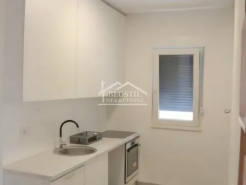 Prodaja, četvorosoban stan, 78m², Lekino Brdo, Voždovac Sve Podlokacije - image 6