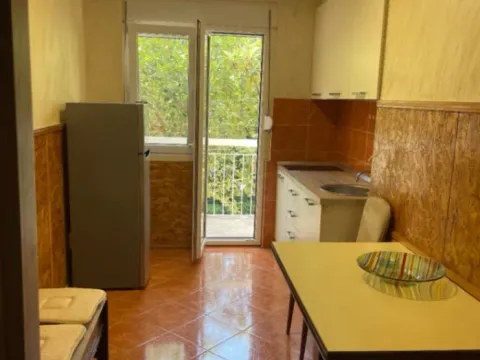 Izdavanje, stan, 39m², Podkošljun, Budva - image 12