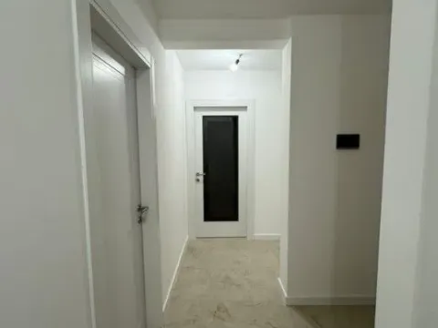 Izdavanje, trosoban stan, 64m², Tološka šuma, Podgorica - image 7