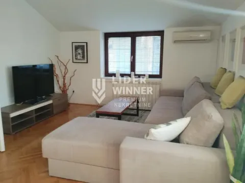 Rent, four bedroom apartment, 100m², Savski Venac, Beograd - image 20