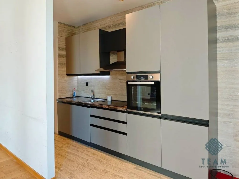 Rent, three bedroom apartment, 101m², Kod Capital Plaze, Podgorica