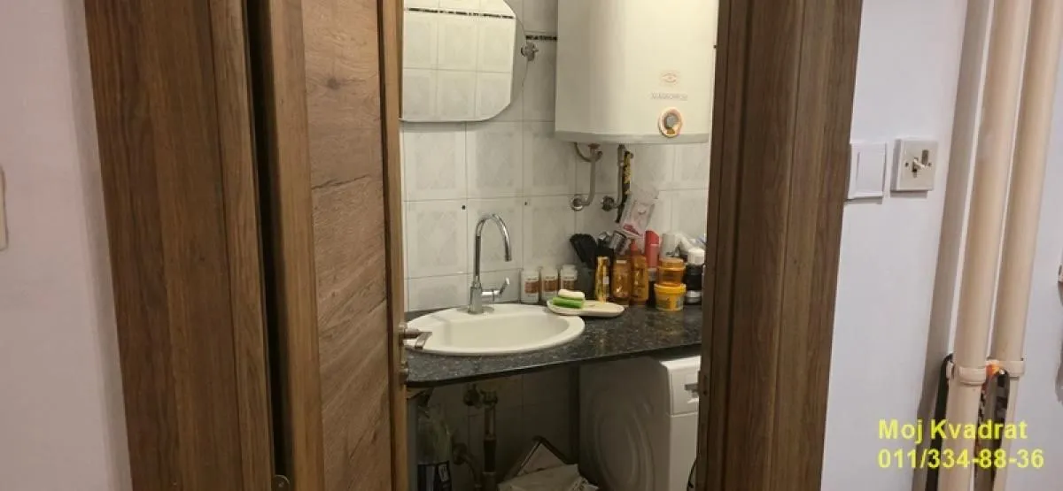 Sale, three bedroom apartment, 74m², Novi Beograd Blok 70, Novi Beograd Sve Podlokacije