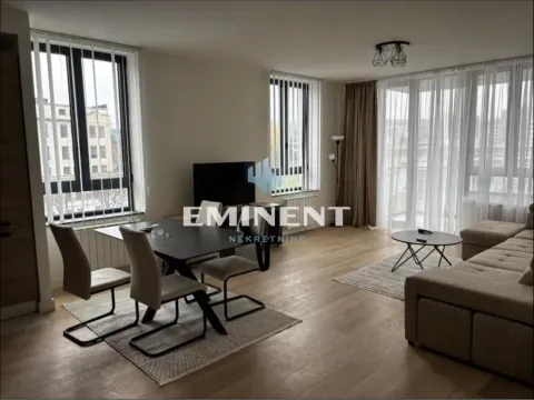 Izdavanje, trosoban stan, 89m², Savski Venac, Beograd - image 2