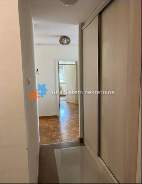 Izdavanje, trosoban stan, 80m², Fon (Fon - Bilećka), Voždovac Sve Podlokacije
