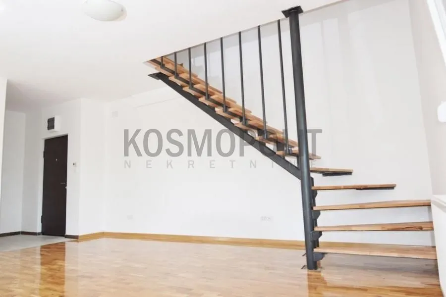 Sale, four bedroom apartment, 95m², Ledine, Beograd