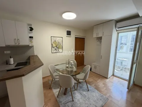 Rent, two bedroom apartment, 54m², Vračar Hram, Vračar Sve Podlokacije - image 8