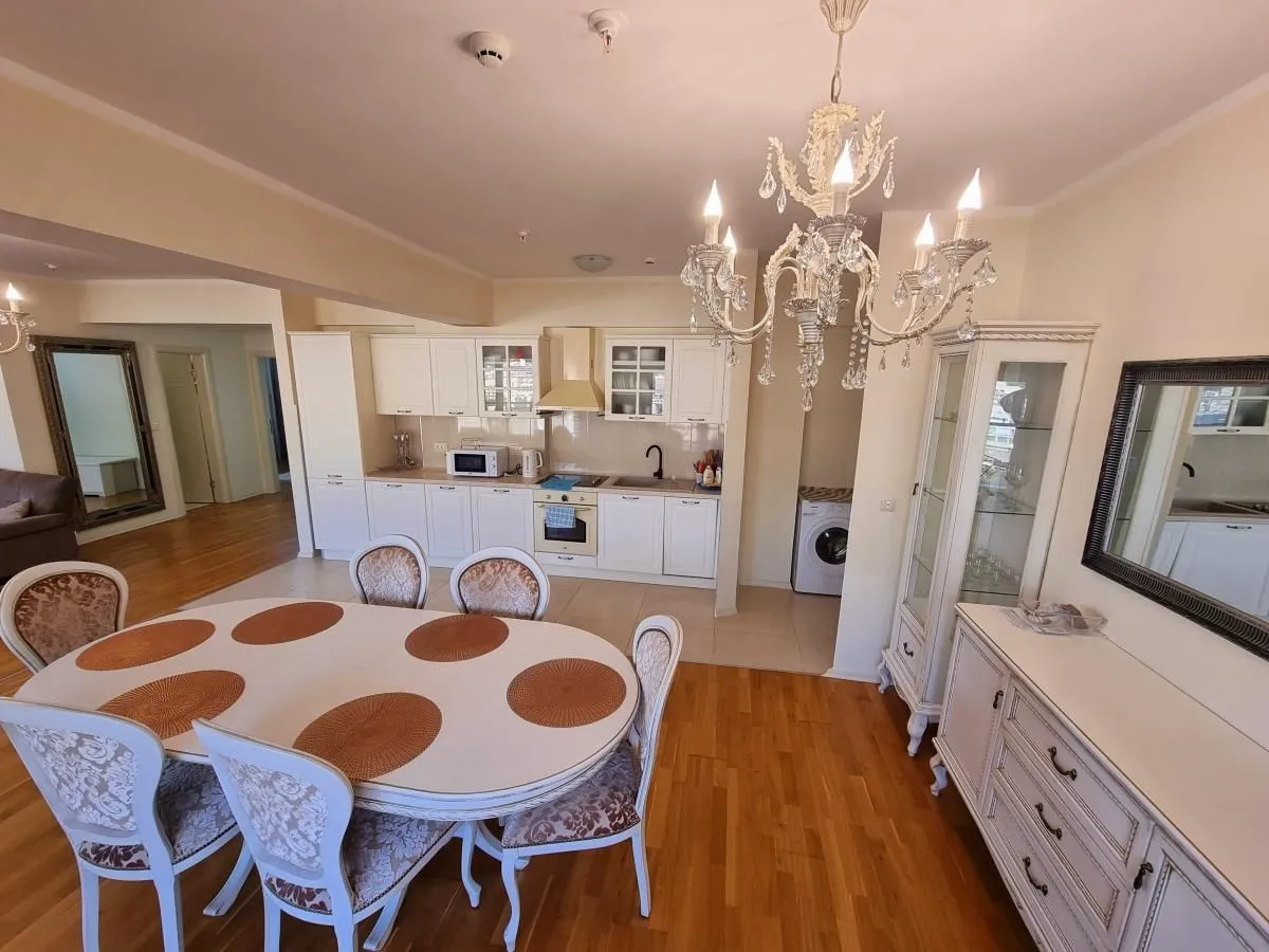 Rent, three bedroom apartment, 134m², Bečići, Budva