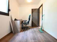 Izdavanje, poslovni prostor, 80m², Blok 5, Podgorica - image 14