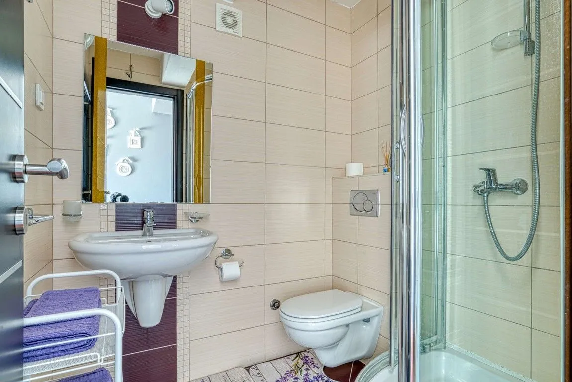 Sale, four bedroom apartment, 188m², Rozino, Budva