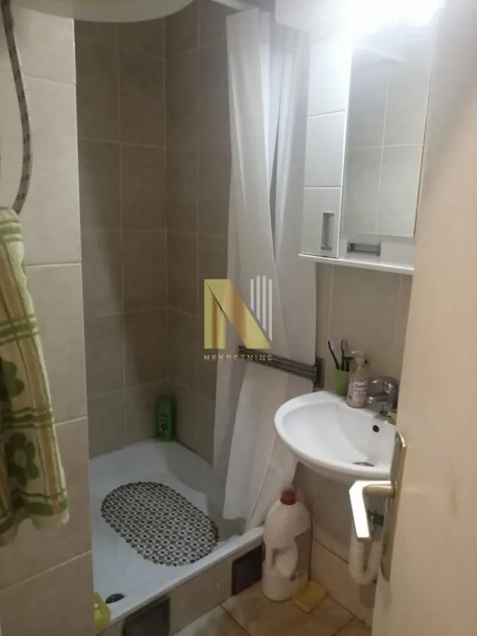 Prodaja, dvosoban stan, 51m², Bulevar Oslobodjenja, Novi Sad Sve Podlokacije