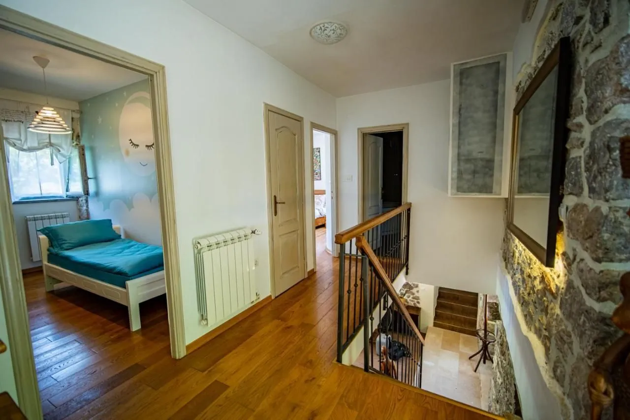 Prodaja, kuća, 150m², Milovići, Tivat