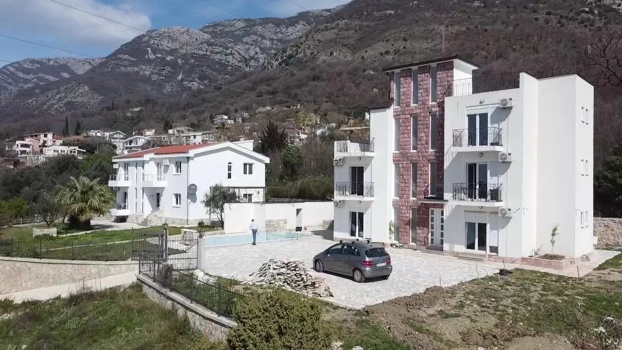 Sale, house, 313m², Sutomore, Bar
