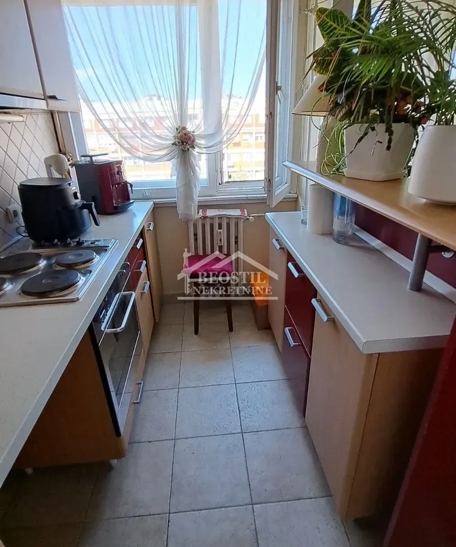 Rent, three bedroom apartment, 81m², Novi Beograd Sve Podlokacije, Beograd