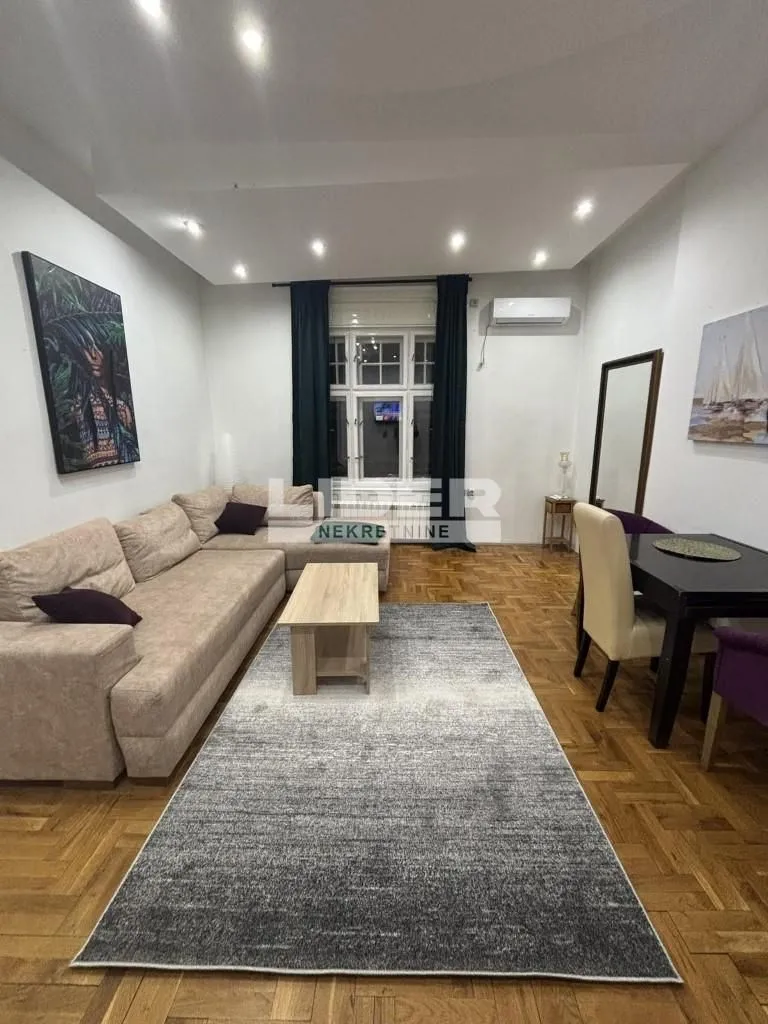 Rent, two bedroom apartment, 55m², Stari Grad, Beograd
