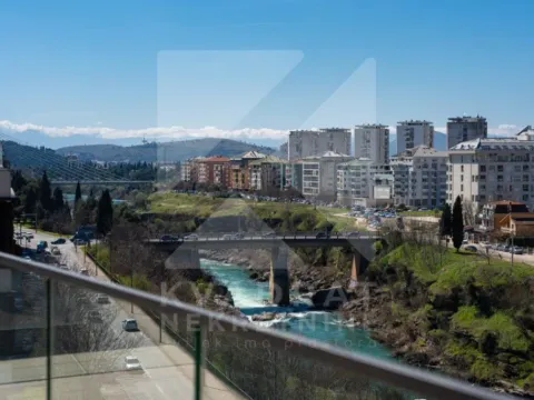 Sale, three bedroom apartment, 163m², Vezirov Most, Podgorica - image 13