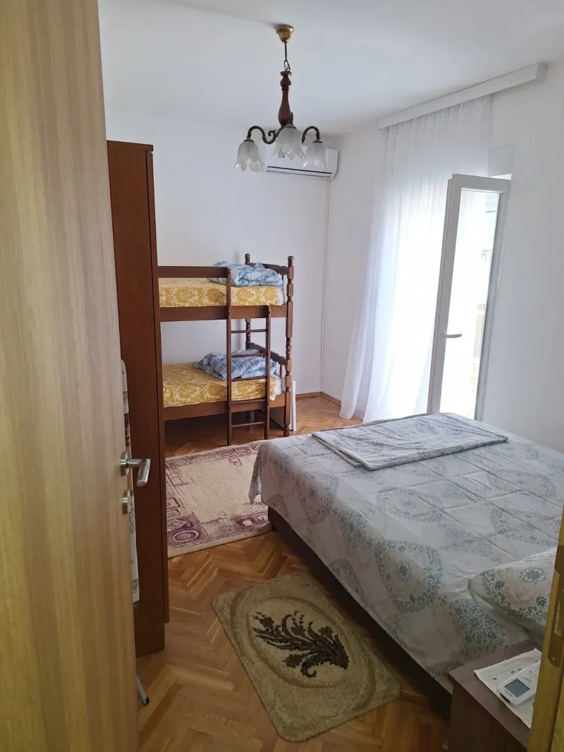 Izdavanje, jednosoban stan, 49m², Budva okolina, Budva