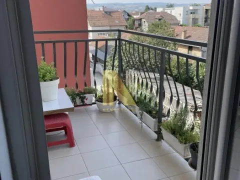 Izdavanje, jednosoban stan, 35m², Bulevar patrijarha Pavla, Novi Sad Sve Podlokacije - image 3