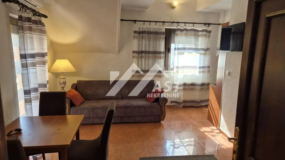 Rent, one bedroom apartment, 50m², Adamovićevo Naselje, Novi Sad Sve Podlokacije